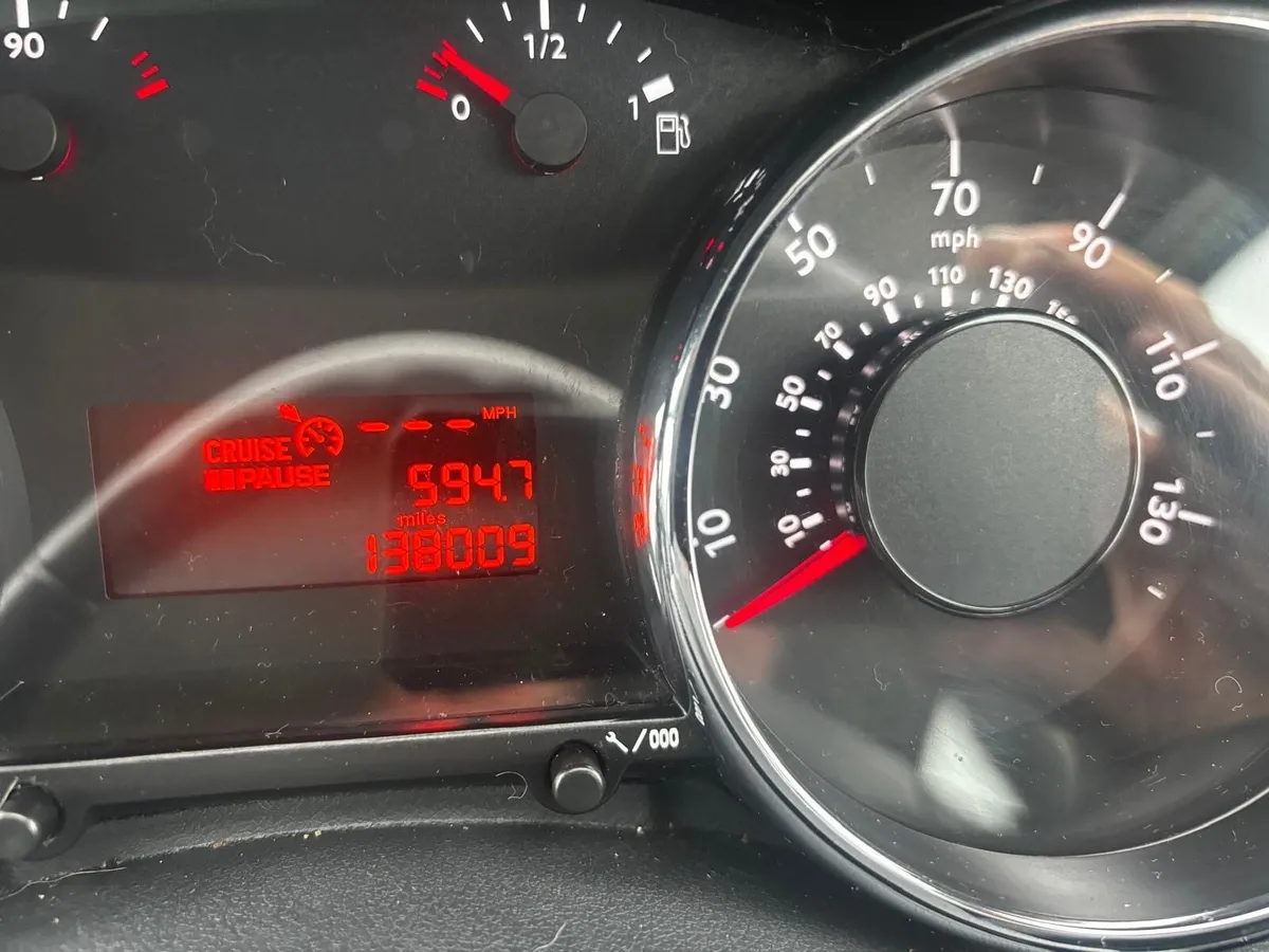 Peugeot 3008 - Image 4