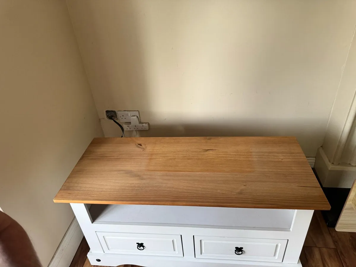 TV unit - Image 3