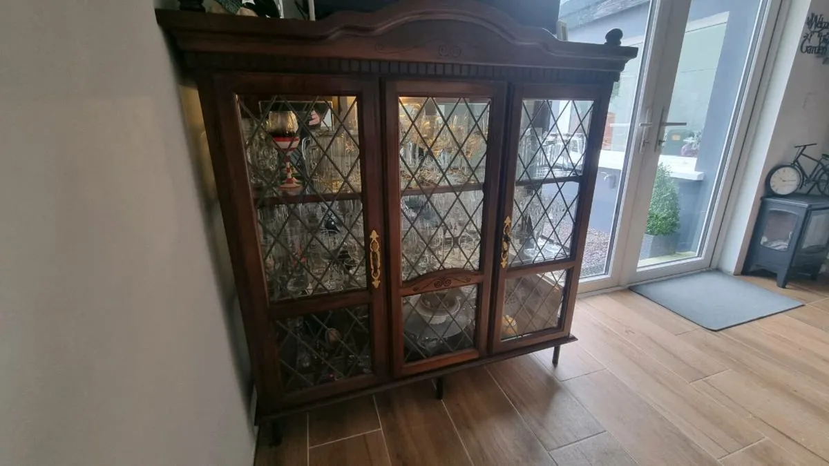 Solid wood display cabinet - Image 1