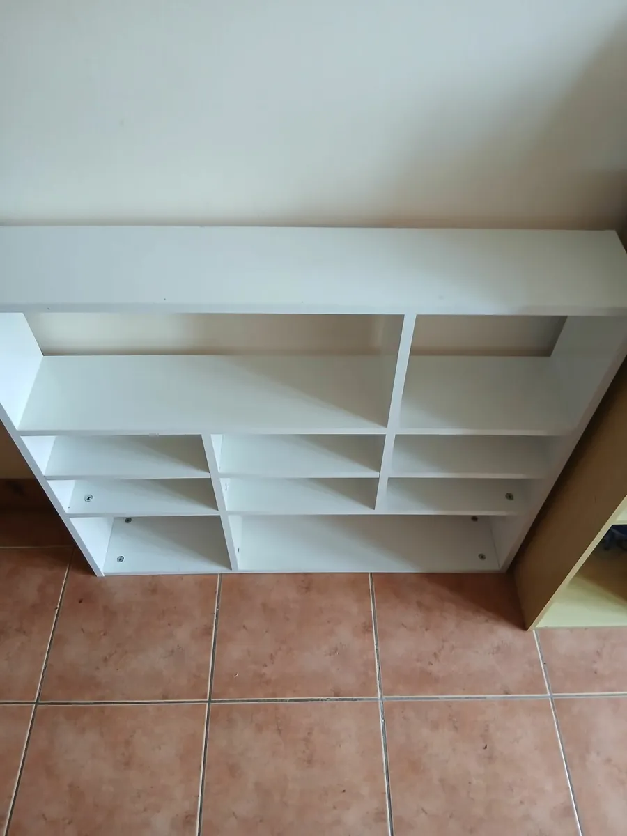 Bedroom furniture - Image 4
