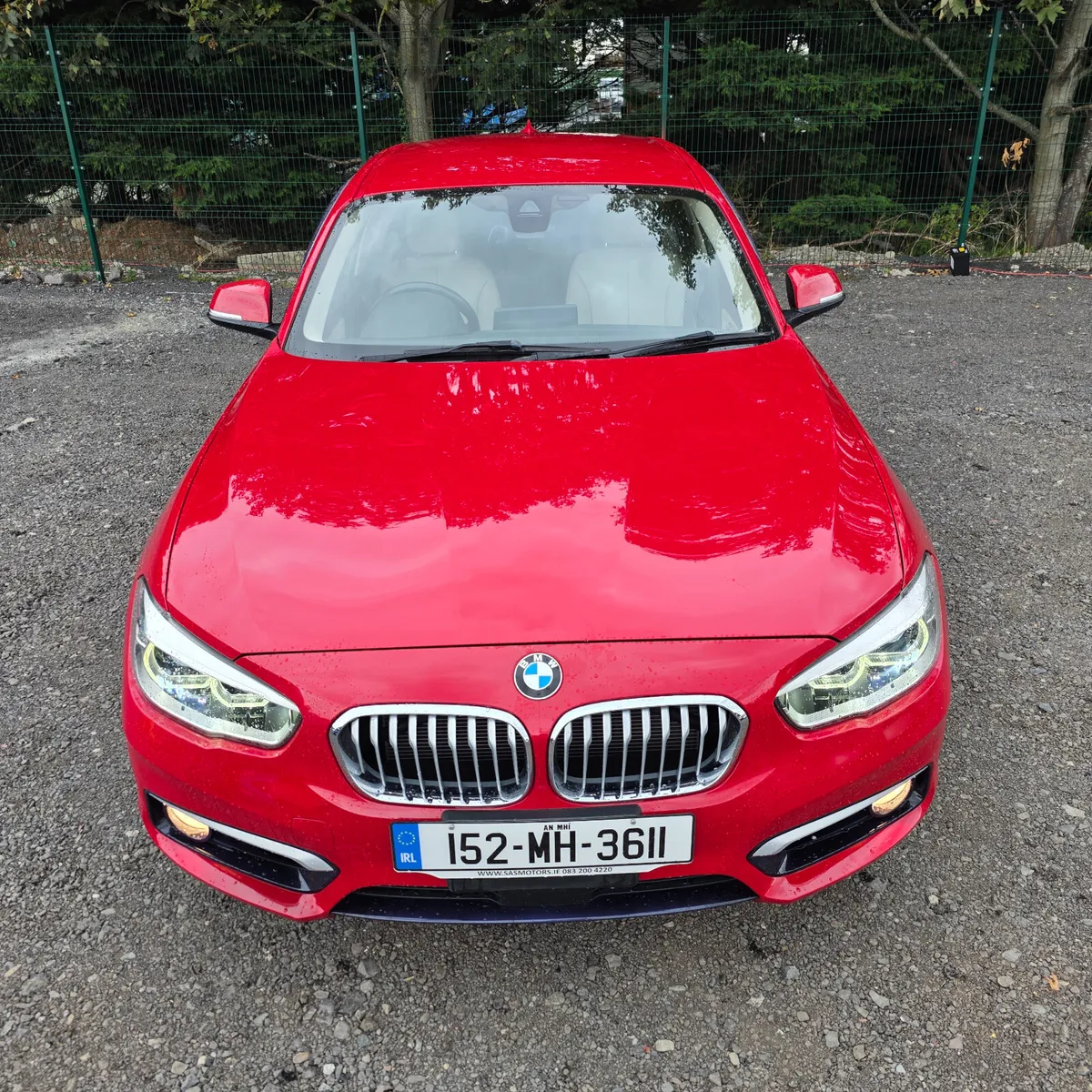 BMW 118i Automatic - Image 2