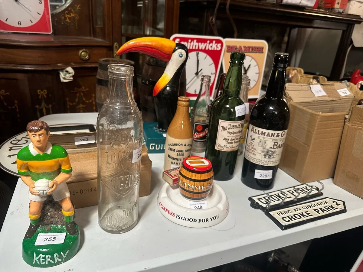 Online pub contents auction 1 Oct. 6pm - Image 2