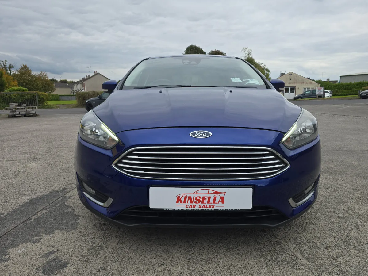 Ford Focus TITANIUM 1.5 TDCI 120 2016 - Image 2
