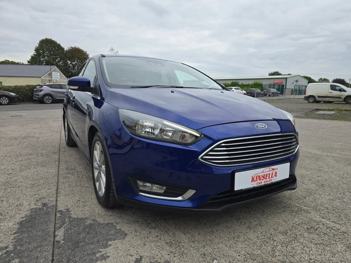 Ford Focus TITANIUM 1.5 TDCI 120 2016 - Image 3