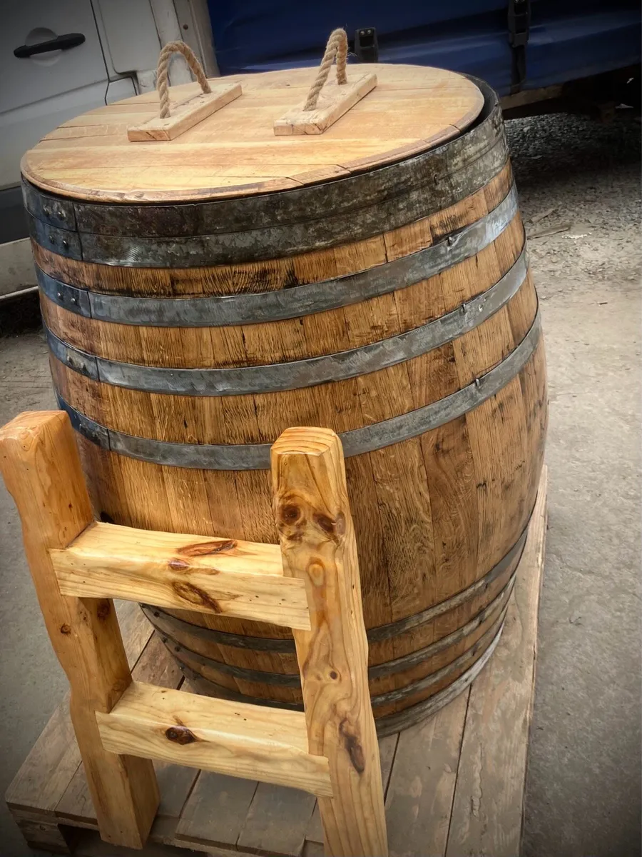 Ice bath whiskey barrel - Image 2