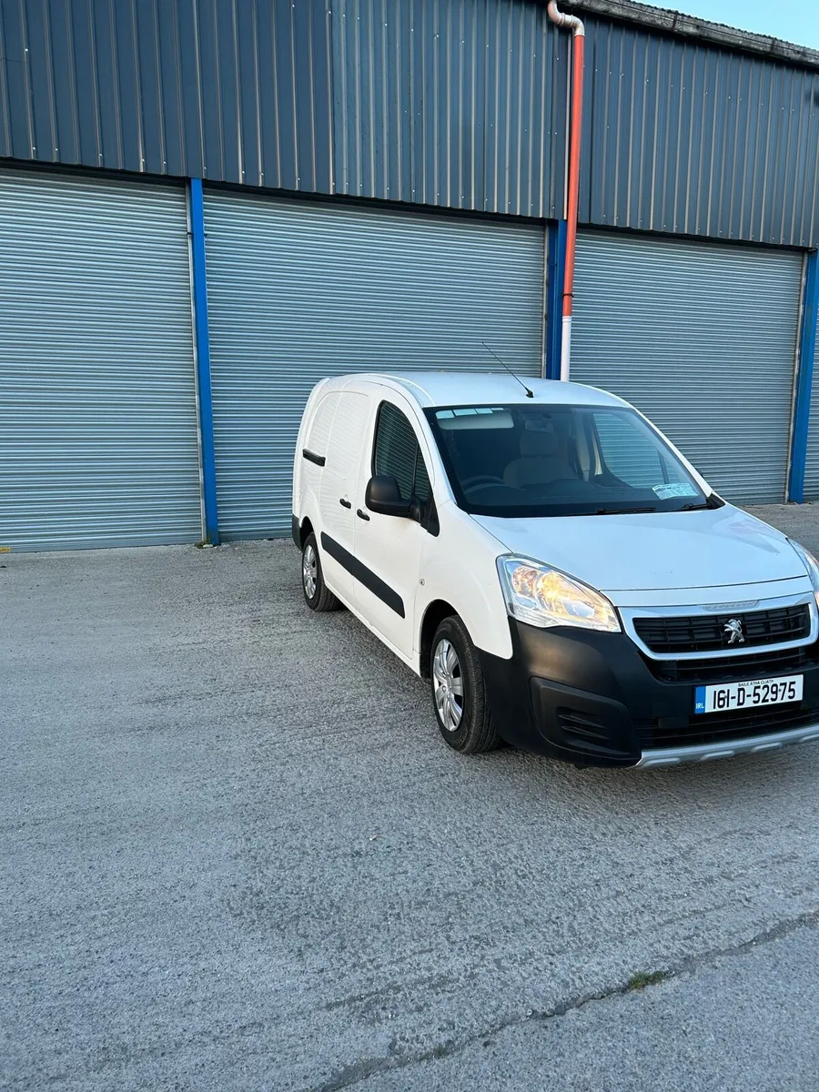 Peugeot partner 161 crew cab 5 seats - Image 4