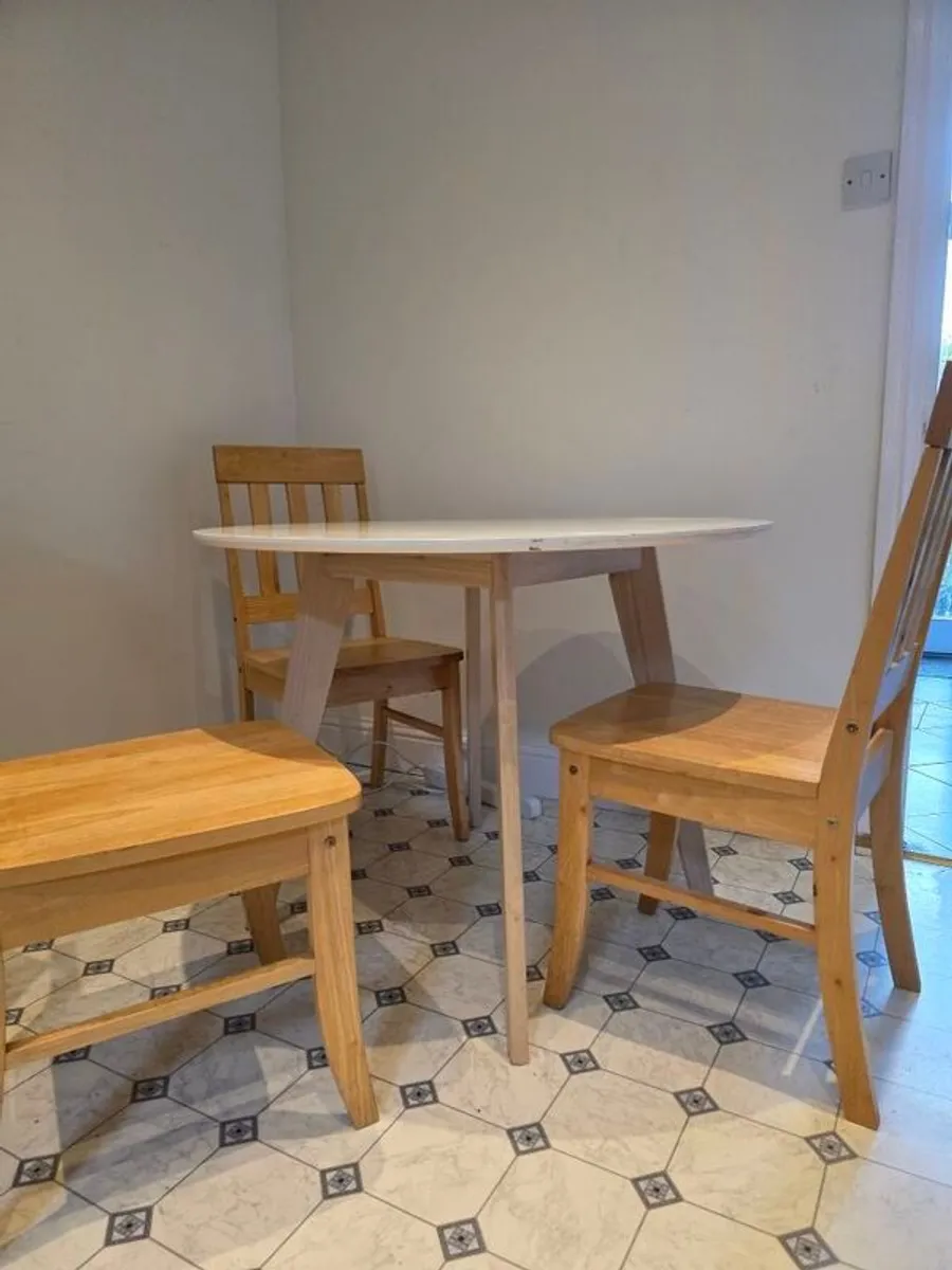 Dining - Image 3