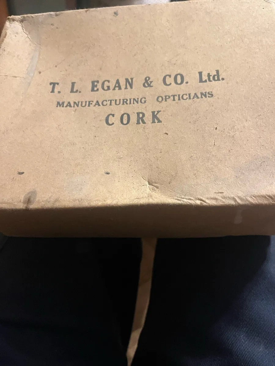 Collectors - Image 1