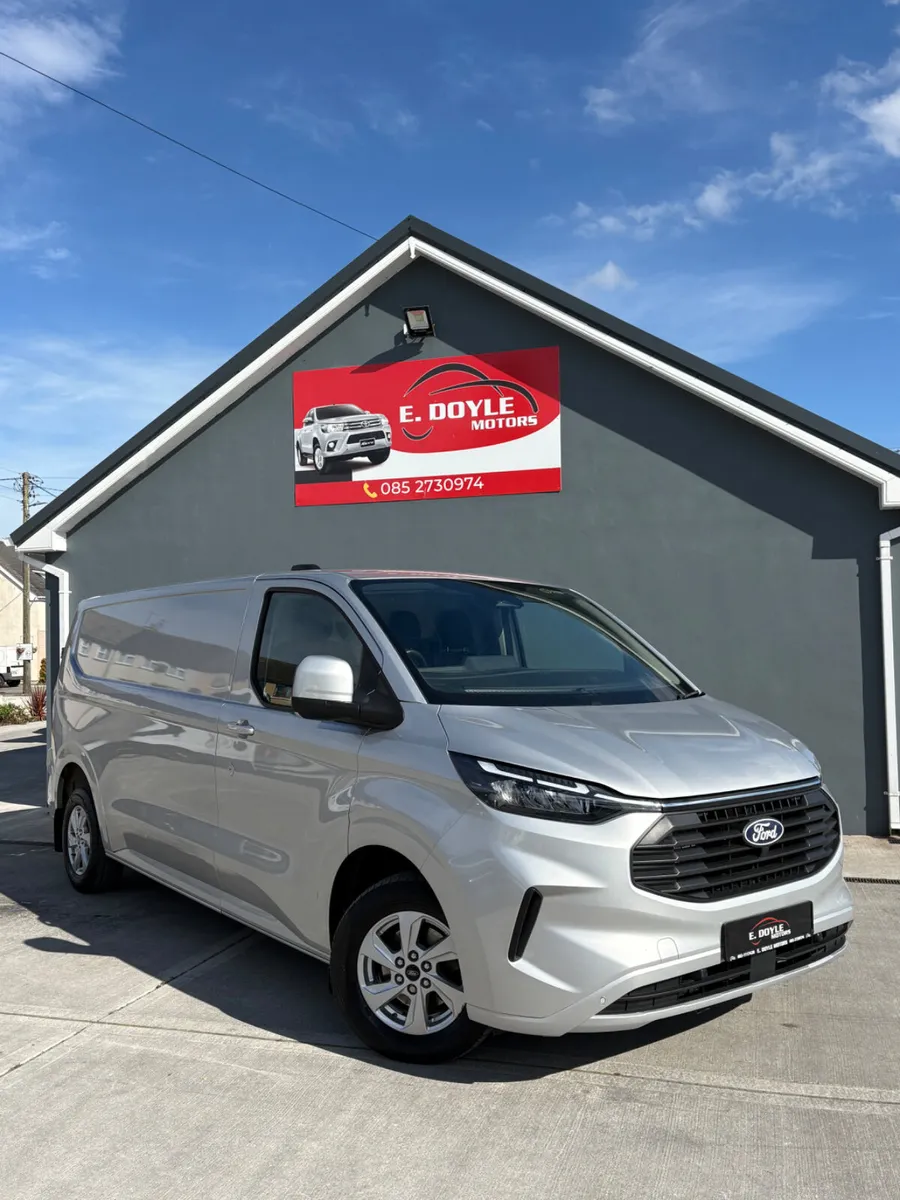 2024 Ford Transit Custom Limited - Image 1