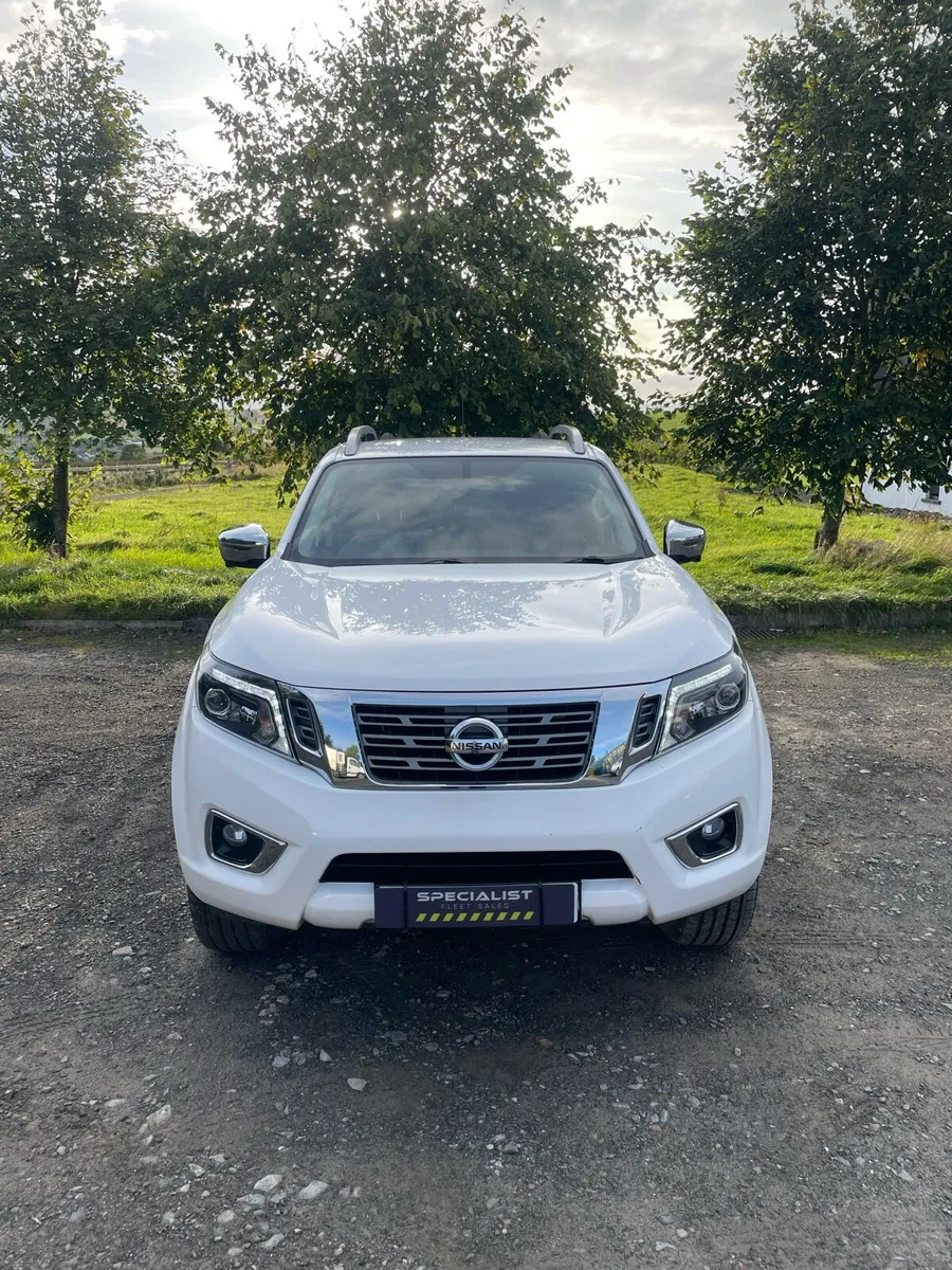 2020 Nissan Navara NP300 - Image 2