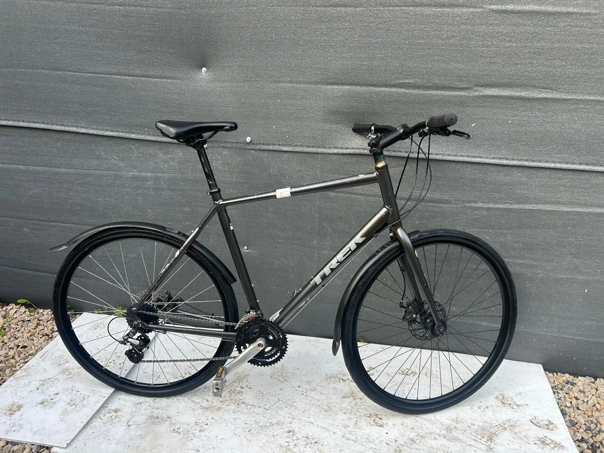 Trek  Hybrid bike ❗️Open 7 days ❗️ - Image 1