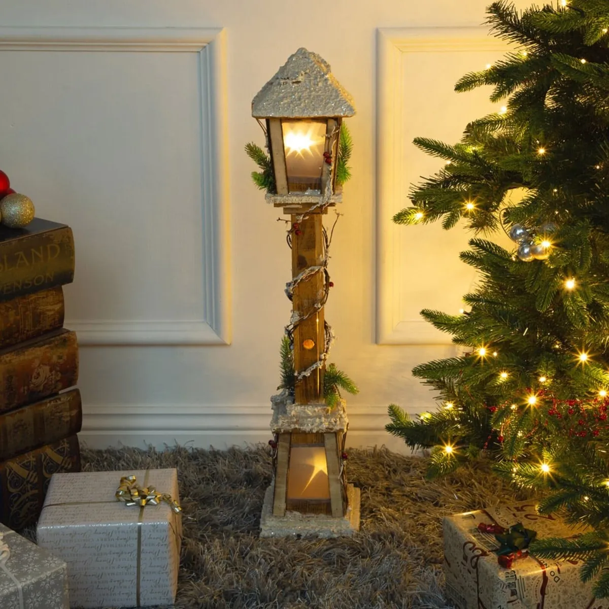 Snow Topped Wooden Lamppost Christmas Decoration - Image 3