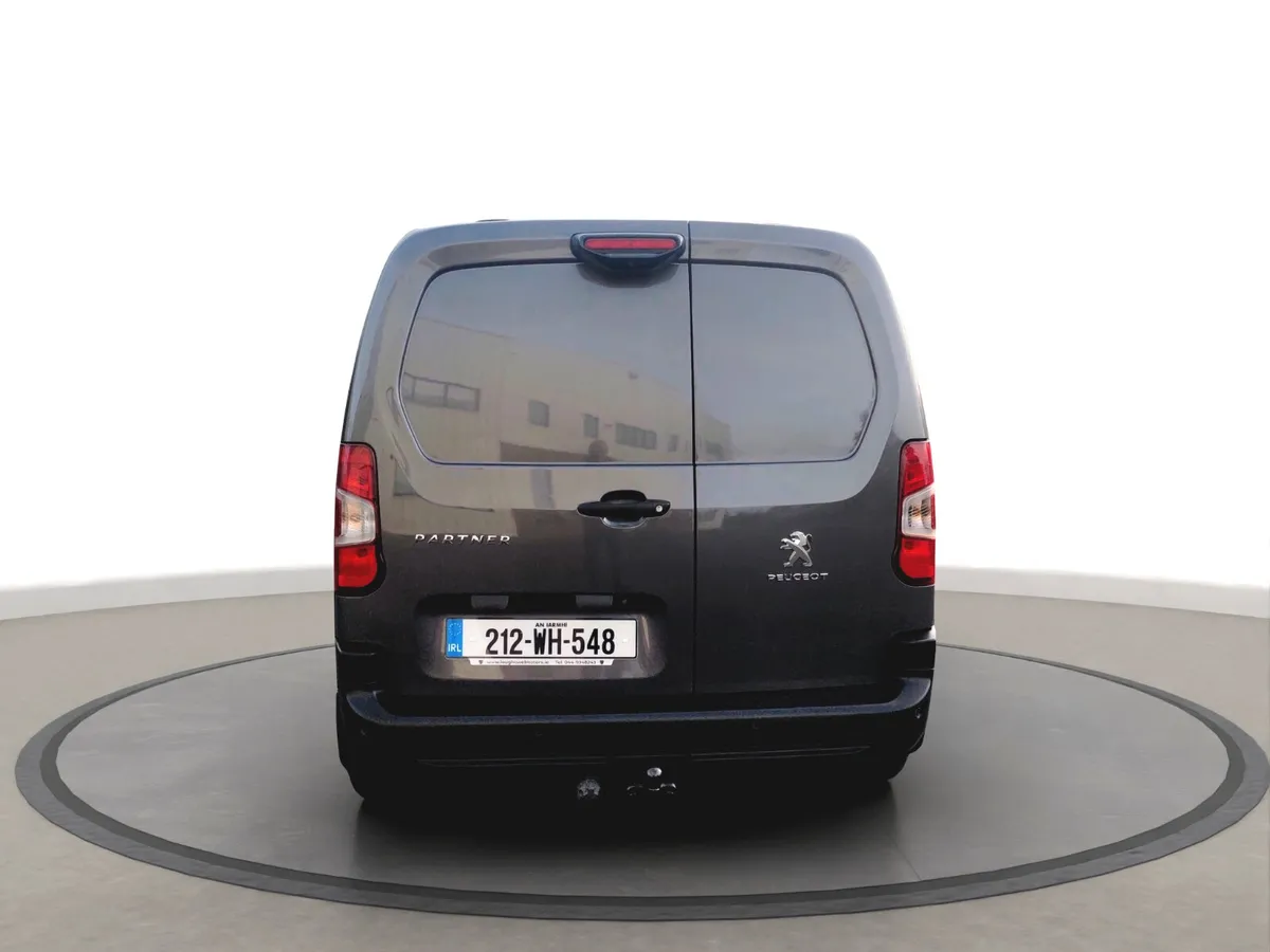 Peugeot Partner Professional 3 seat - Image 4
