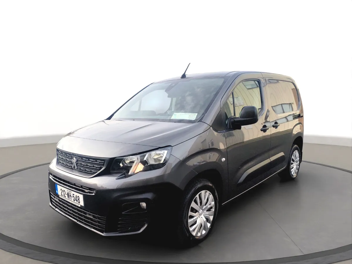 Peugeot Partner Professional 3 seat - Image 1