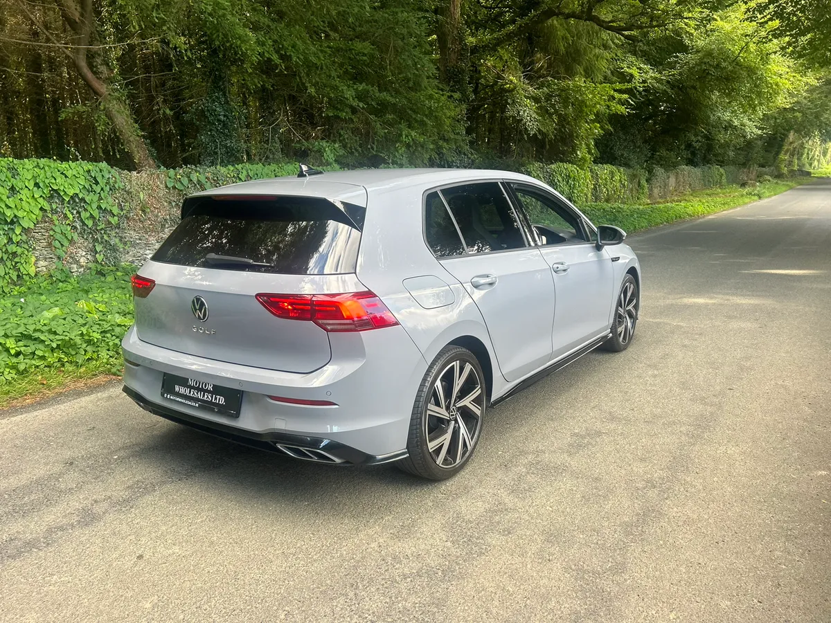222 VW GOLF R LINE 2.0 TDI 150 AS NEW - Image 3
