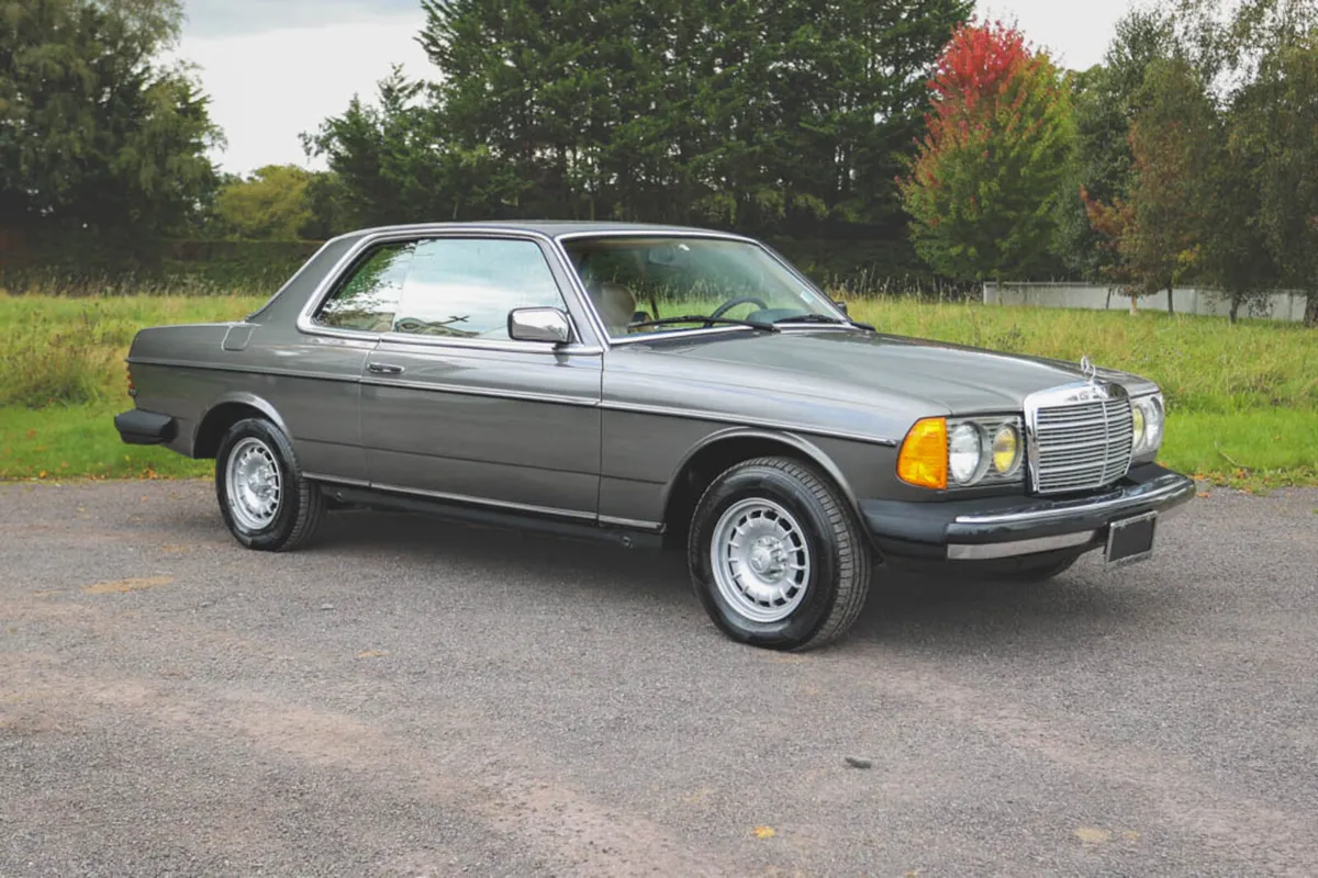 1984 Mercedes-Benz C123 300 CD - Image 1