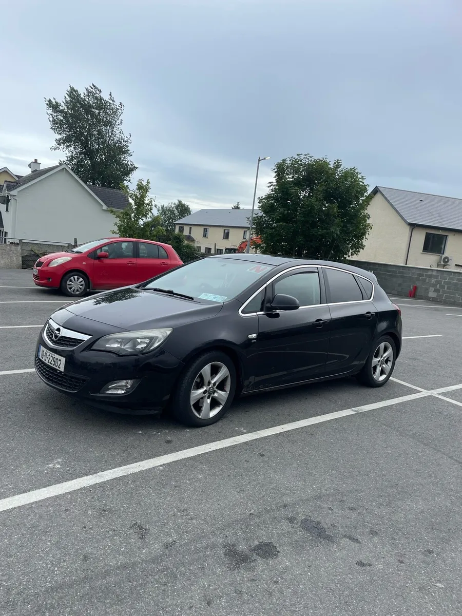 Opel Astra 2010 1.7 cdti - Image 1