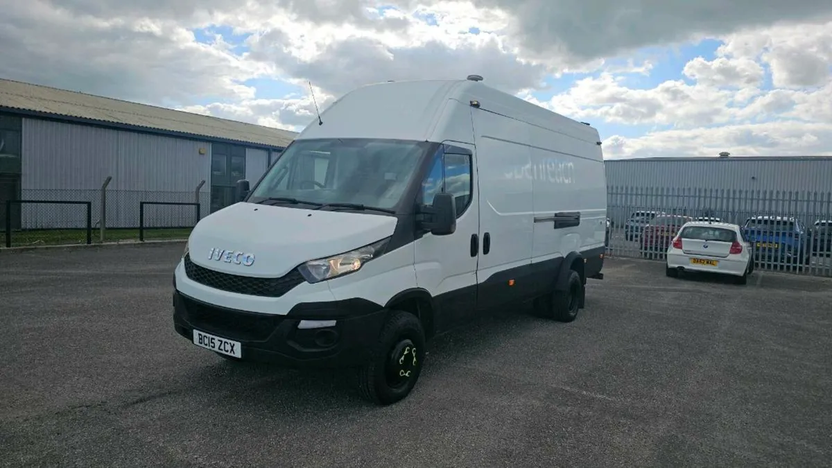Iveco daily 70c 3.0 170bhp onboard Compressor - Image 2