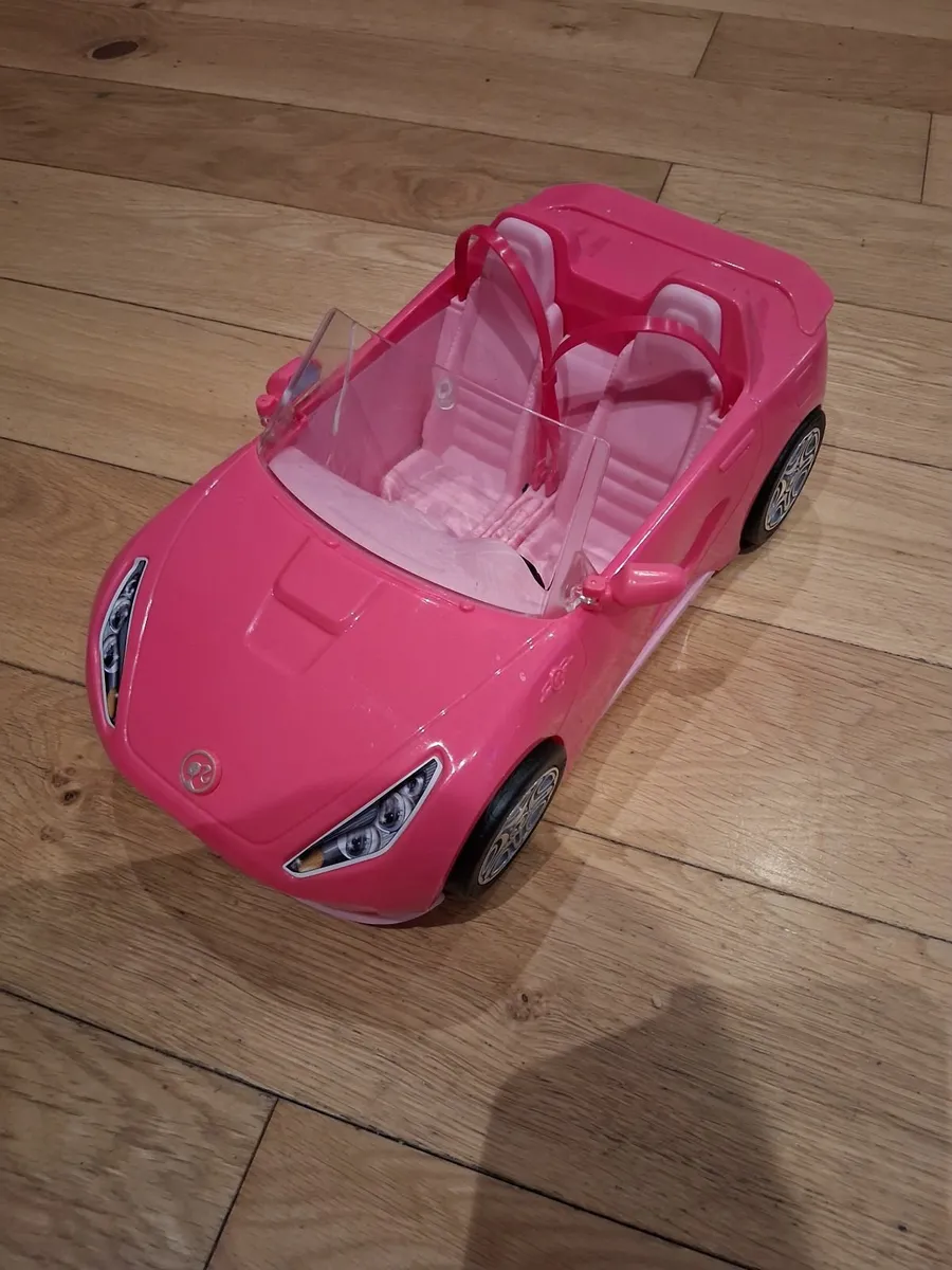 barbie car - Image 2