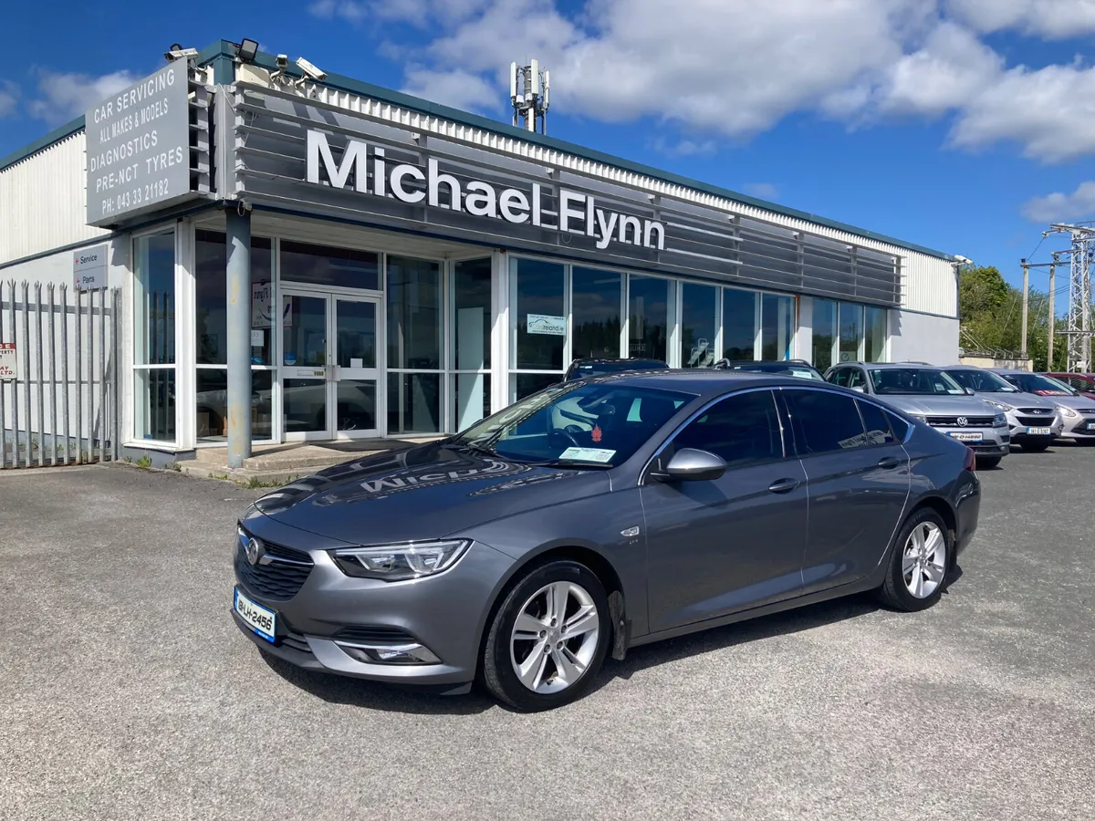 Vauxhall Insignia 1.6 CDTi SRI FSH  2018 - Image 4