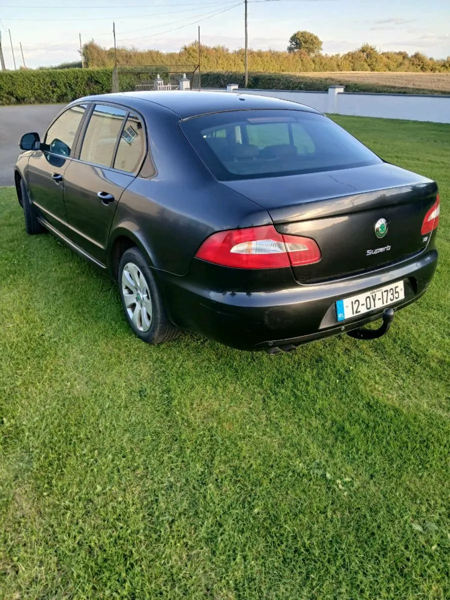 Skoda Superb 2012 - Image 4