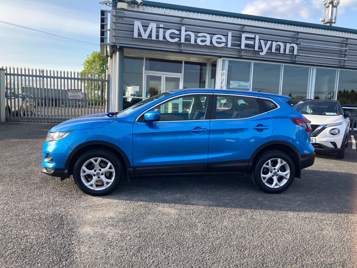 Nissan Qashqai 1.5DCi SE FSH Low Miles 192 - Image 1