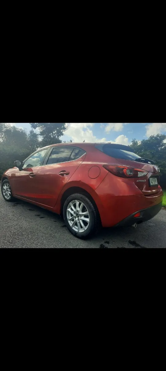 Mazda 3 Executive Very Low Kms €5500 - Image 3