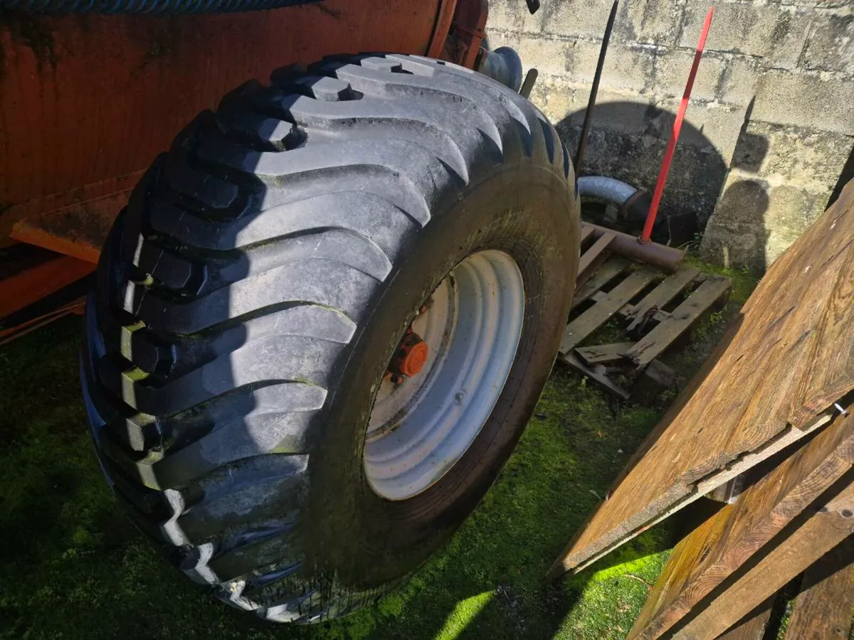 Slurry tanker - Image 4