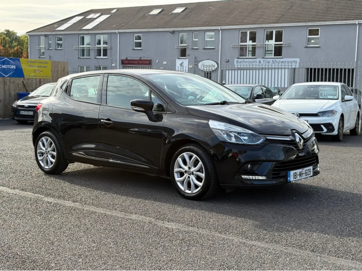 Renault Clio IV DYNAMIQUE NAV 1.2 PETR 4DR - Image 2