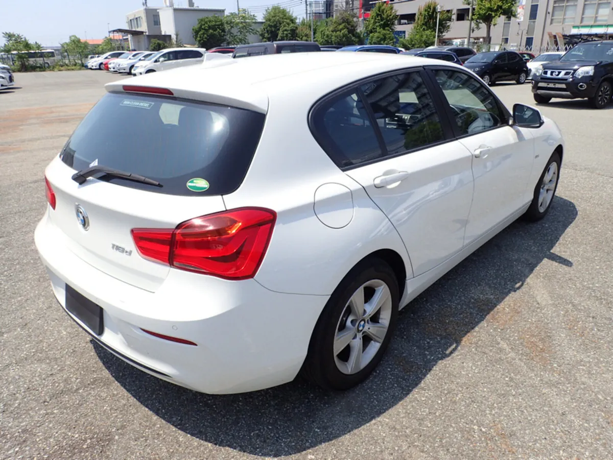 BMW 1-Series 118D 2.0 DIESEL SPORT AUTOMATIC // LE - Image 3
