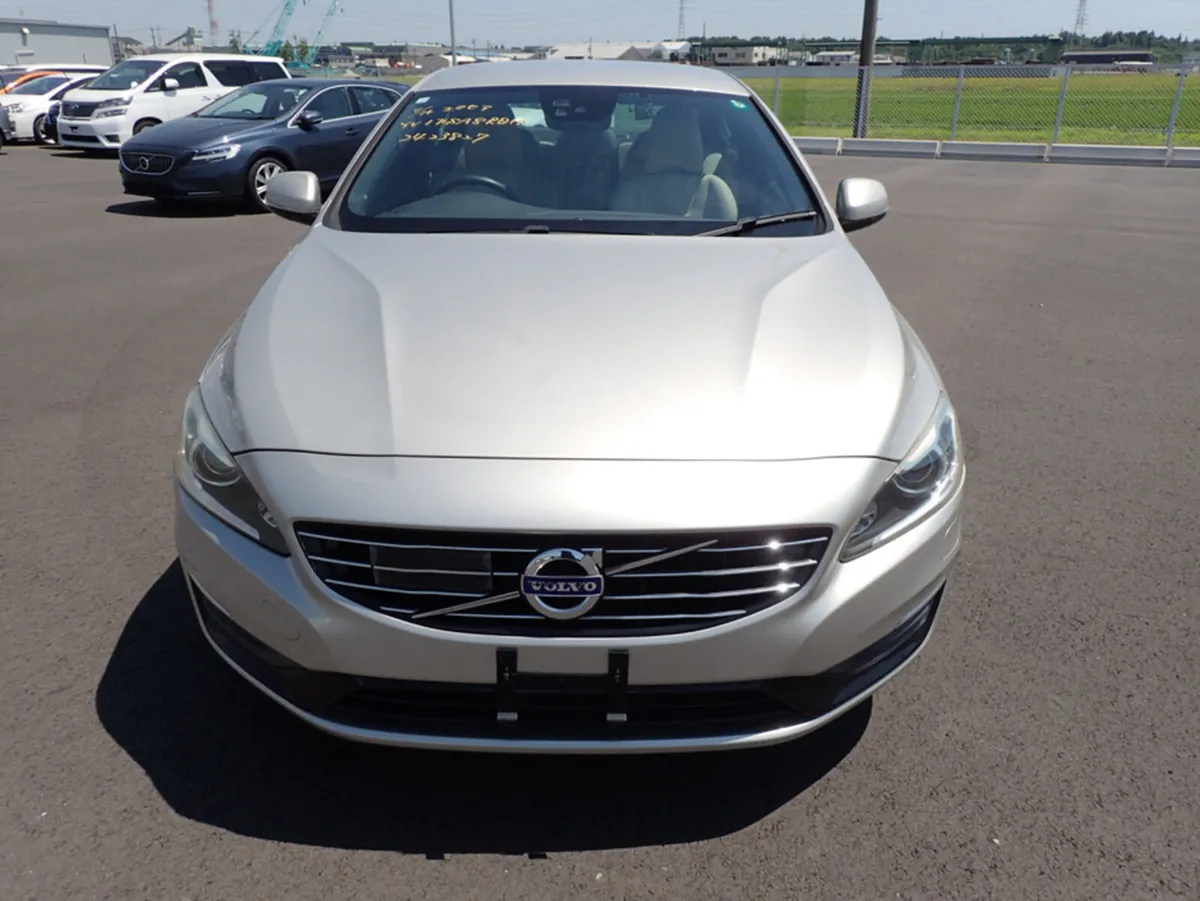 Volvo S60 D4 2.0 - Image 2
