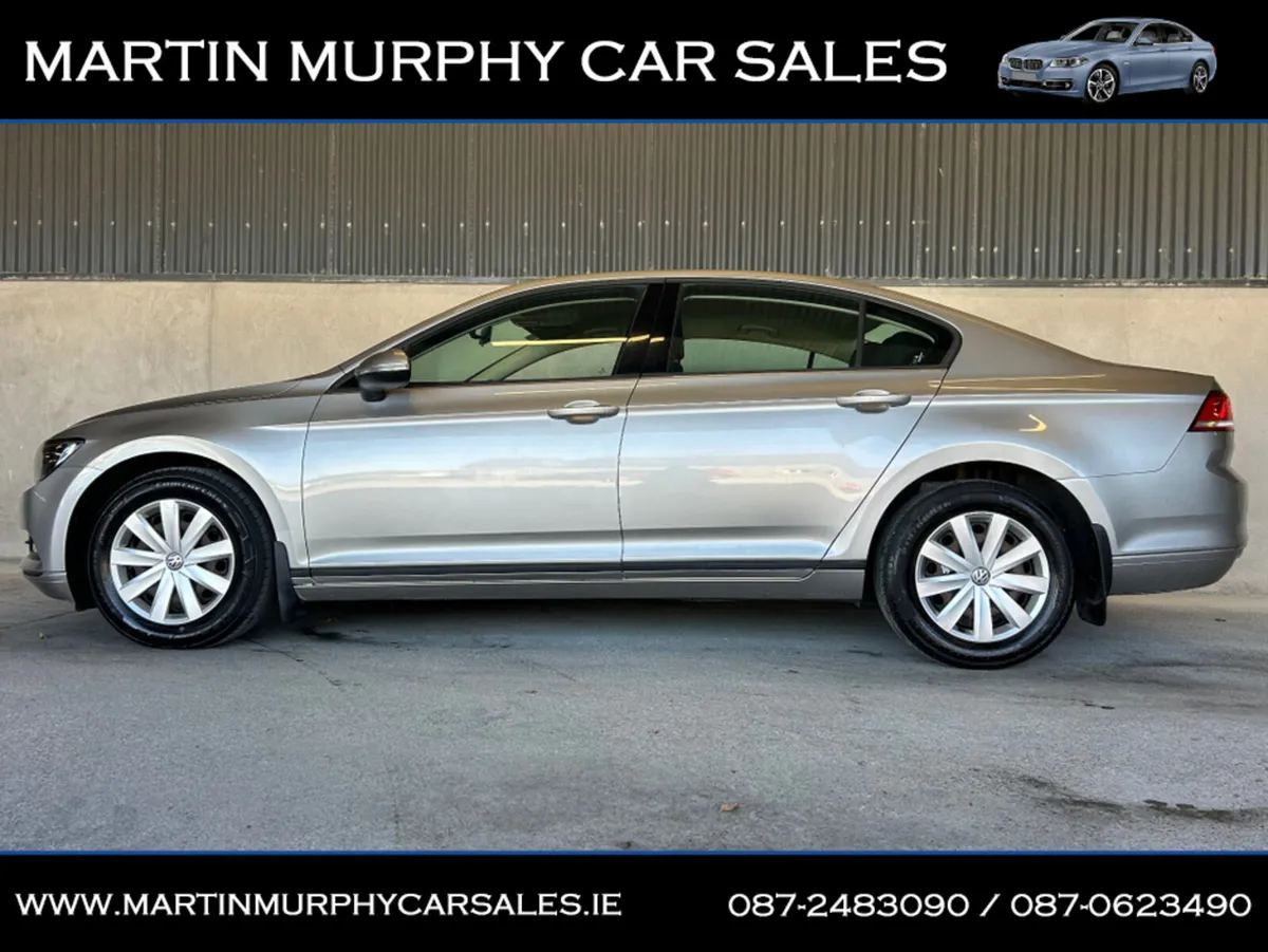 Volkswagen Passat TRENDLINE 1.6 TDI 120 BHP LOW KM - Image 3