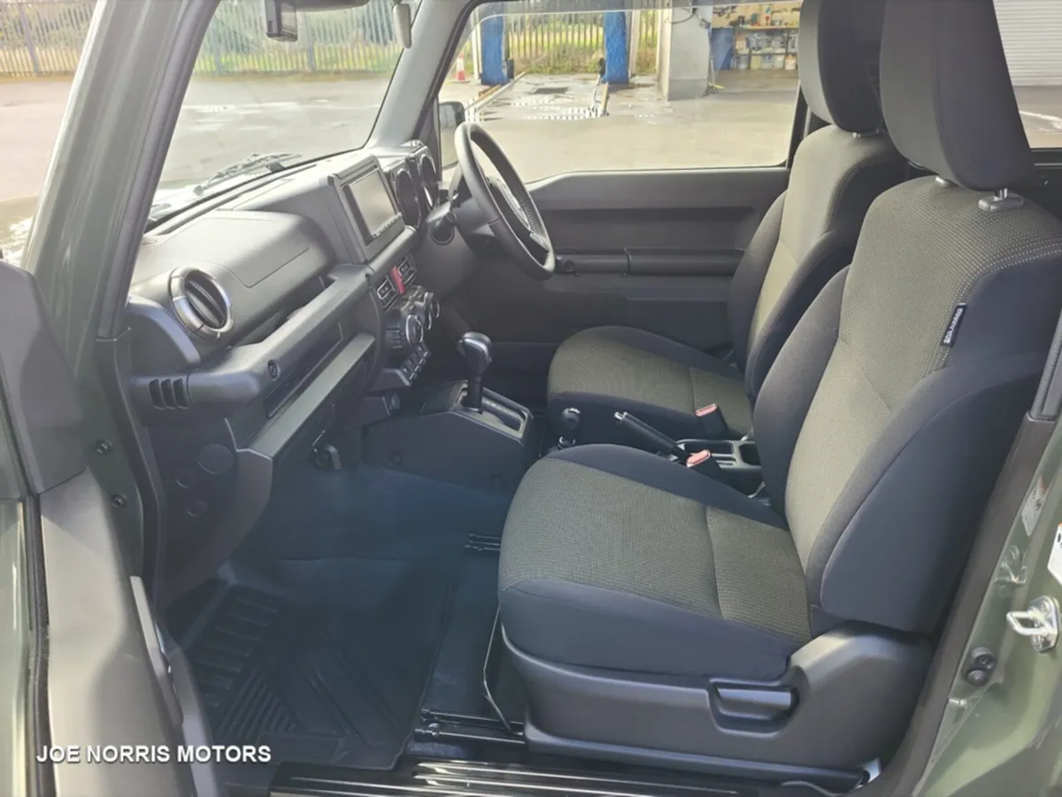 Suzuki Jimny XC 4WD  TOP SPEC 660CC TURBO AUTOMATI - Image 4