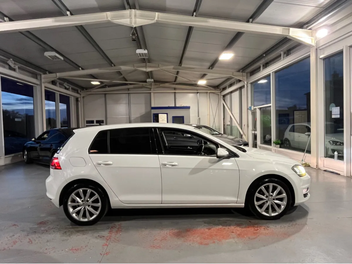 Volkswagen Golf 1.2 Tsi dsg highline - Image 4