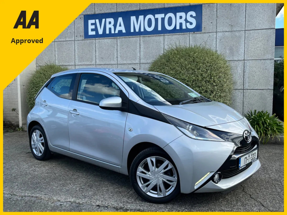 Toyota Aygo 1.0 X-PLAY PETROL - Image 1