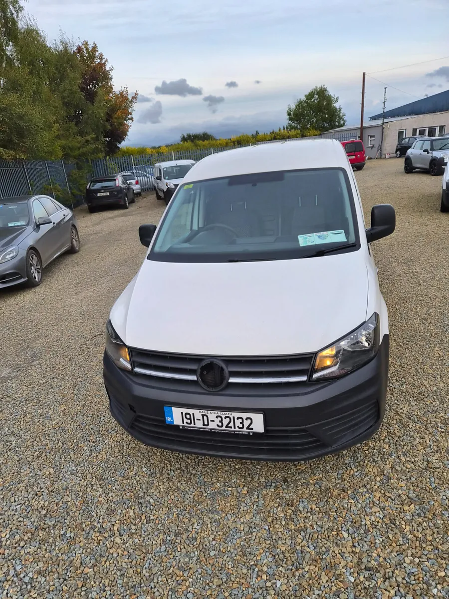 Volkswagen Caddy 2019 great condition - Image 2