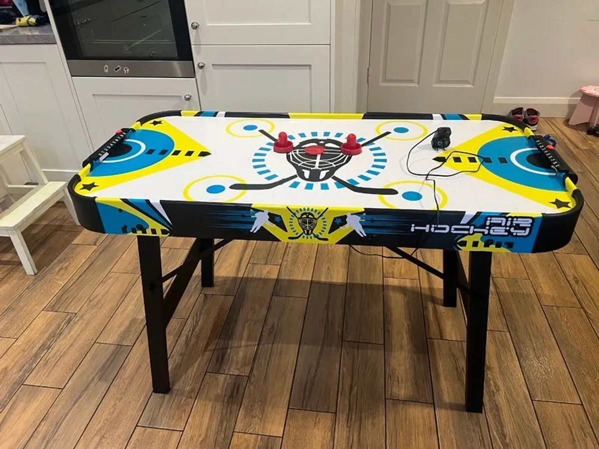4ft air hockey table - Image 2