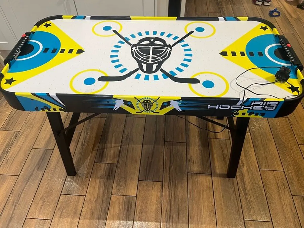 4ft air hockey table - Image 3