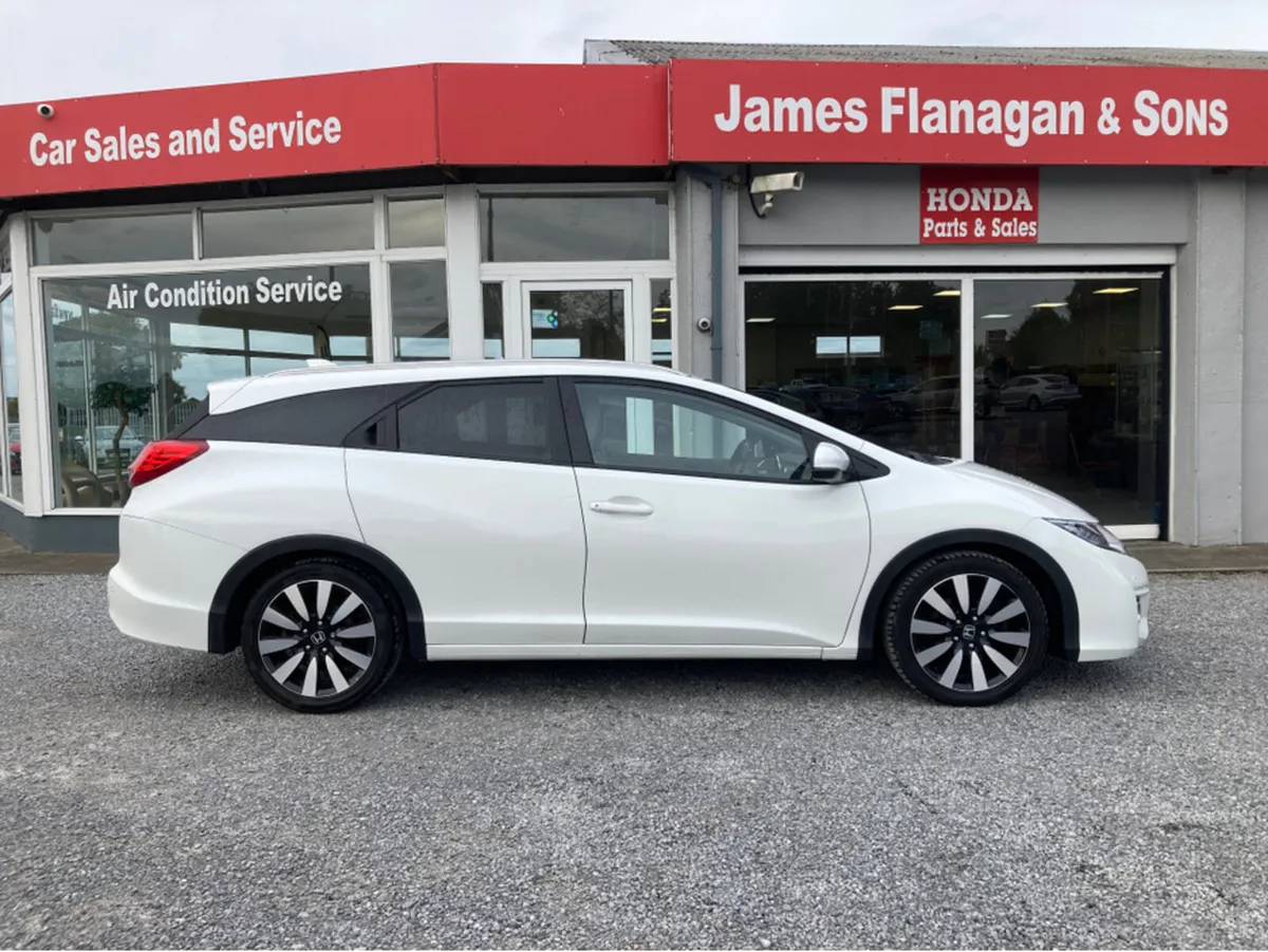 Honda Civic TOURER 1.6 I-DTEC EXECUTIVE 4DR - Image 3