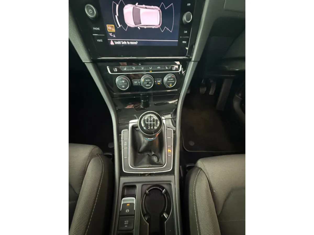 Volkswagen Golf HIGHLINE 1.0 TSI MANUAL 6SPEED FWD - Image 2