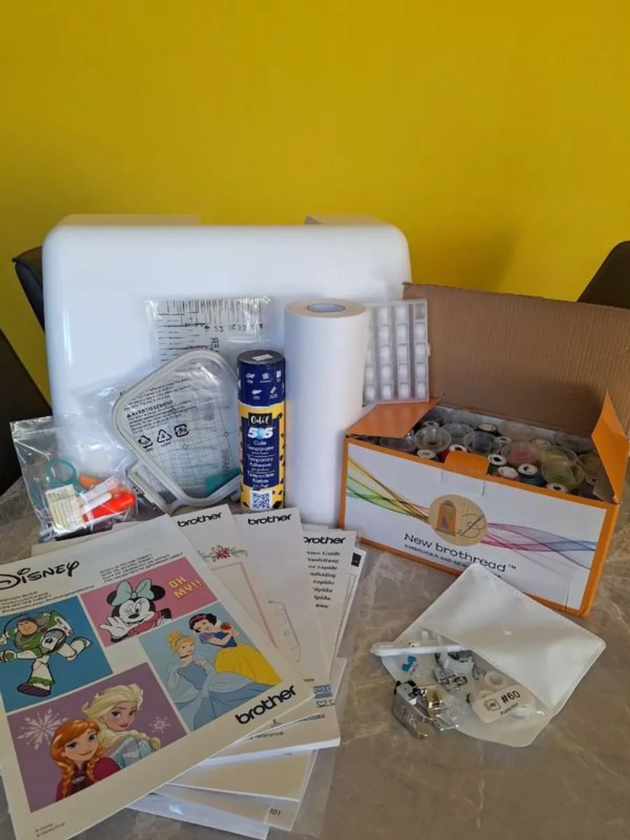 Brother Innov IS M380D Disney Sewing & Embroidery Machine - Image 2