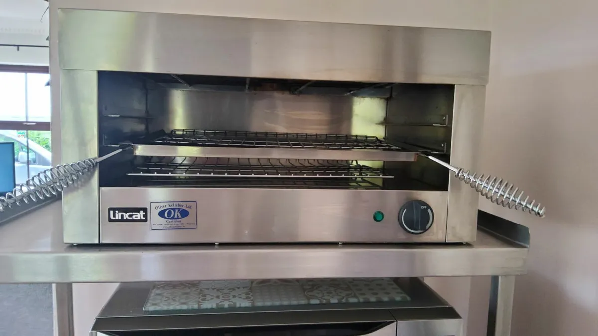 Salamander Grill - Image 1