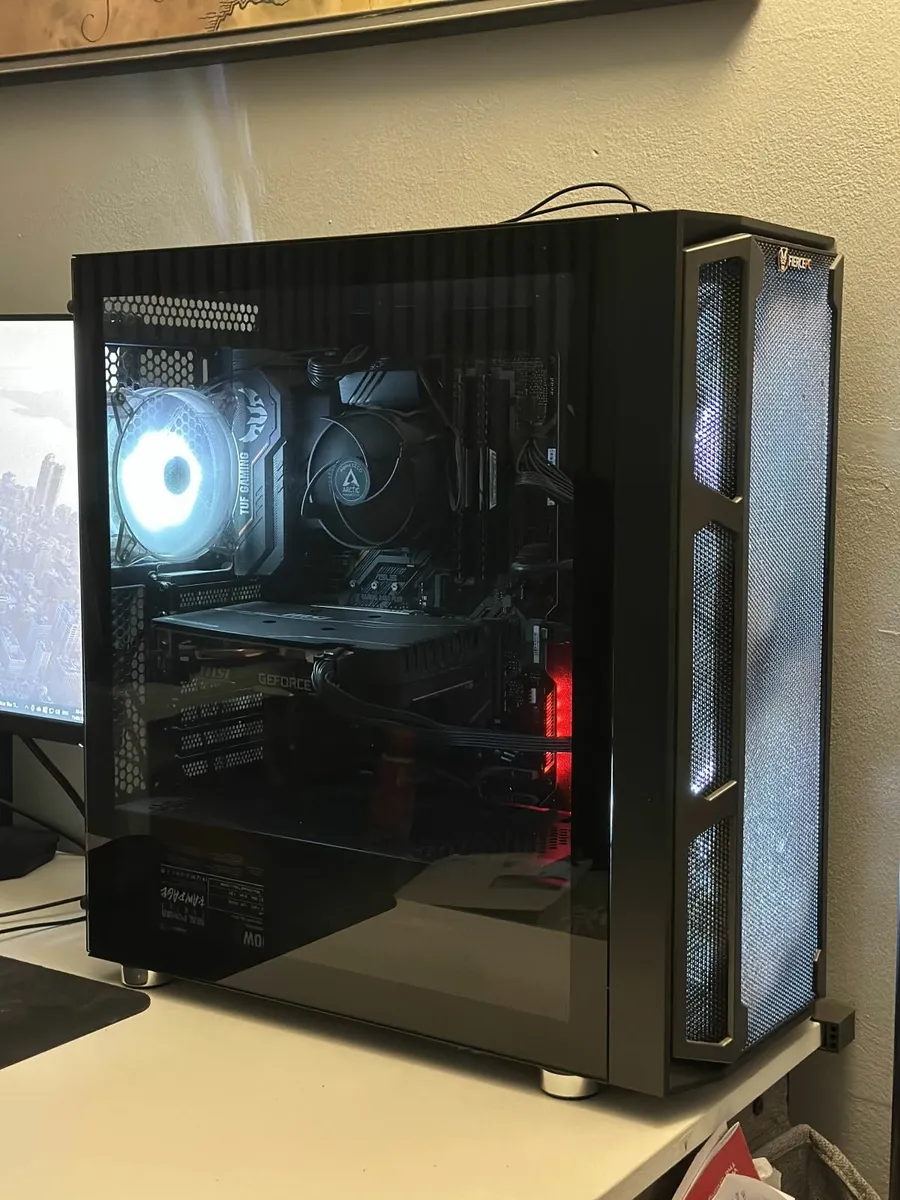 Ultimate Gaming PC Setup - Image 4