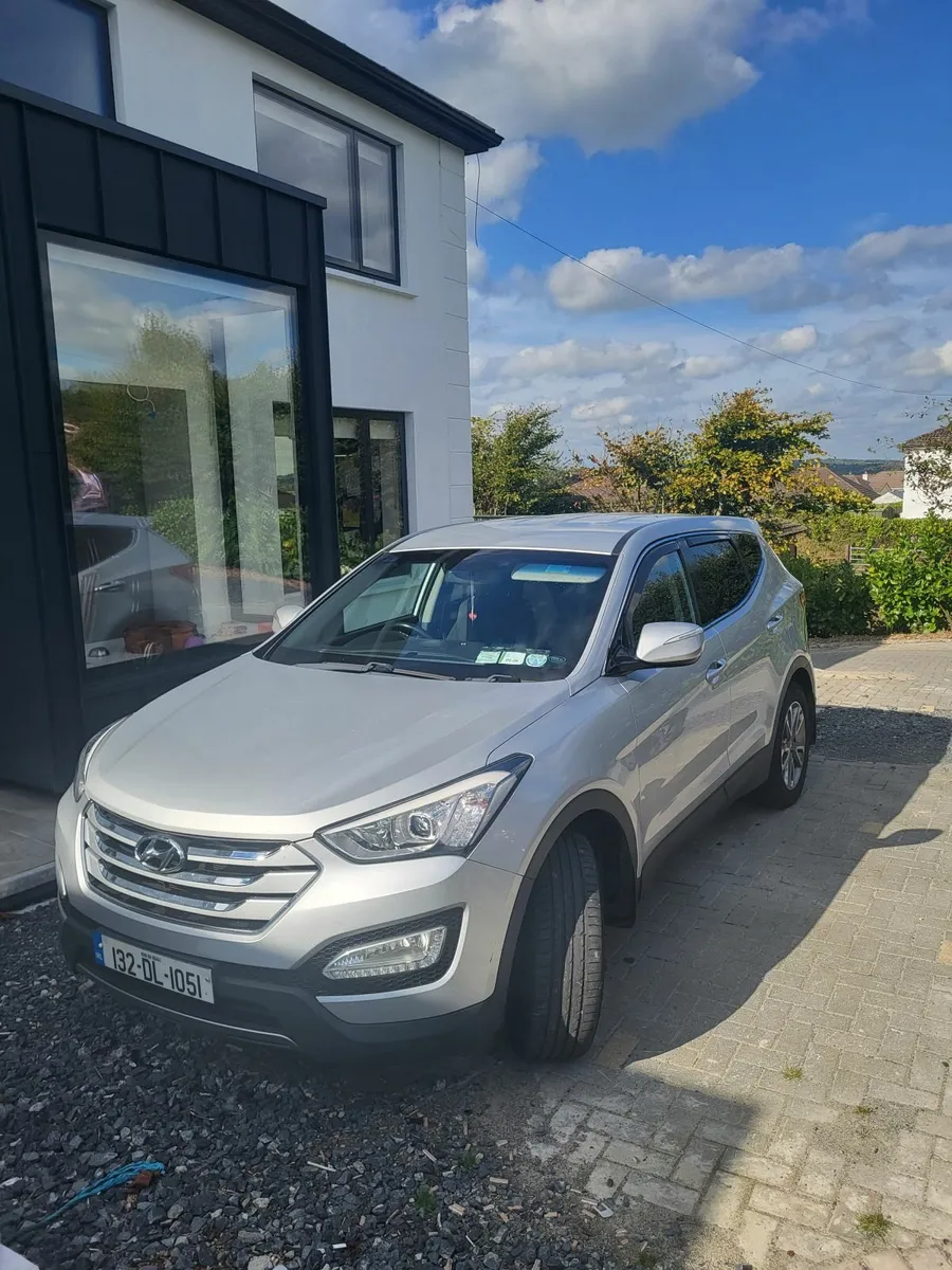 Hyundai Santa Fe 2013 - Image 1