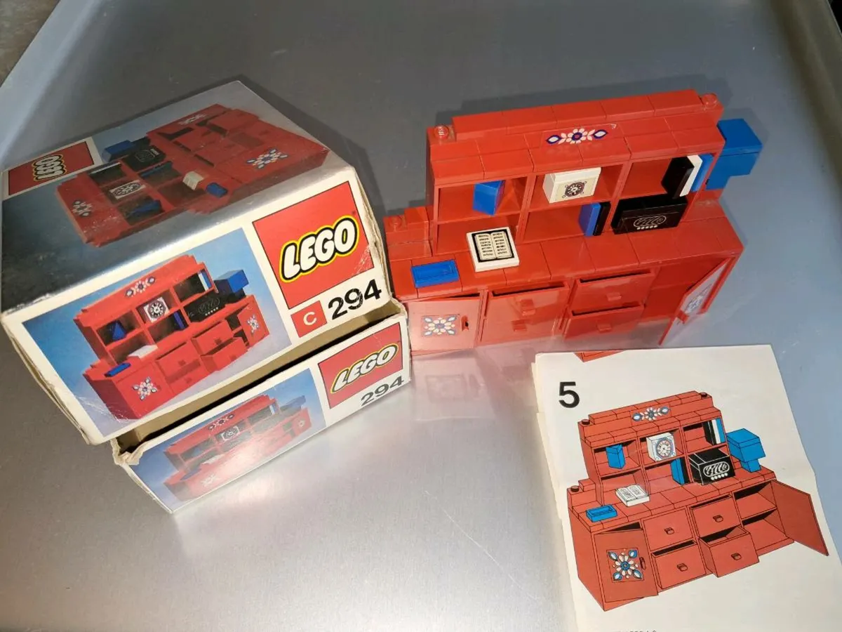 Lego Vintage 294: Homemaker Wall Unit - Image 2