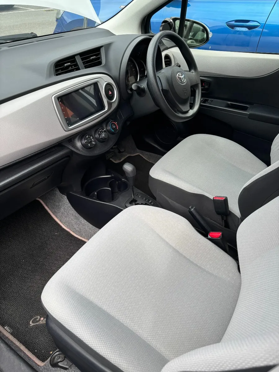 Toyota Vitz 2013 - Image 2