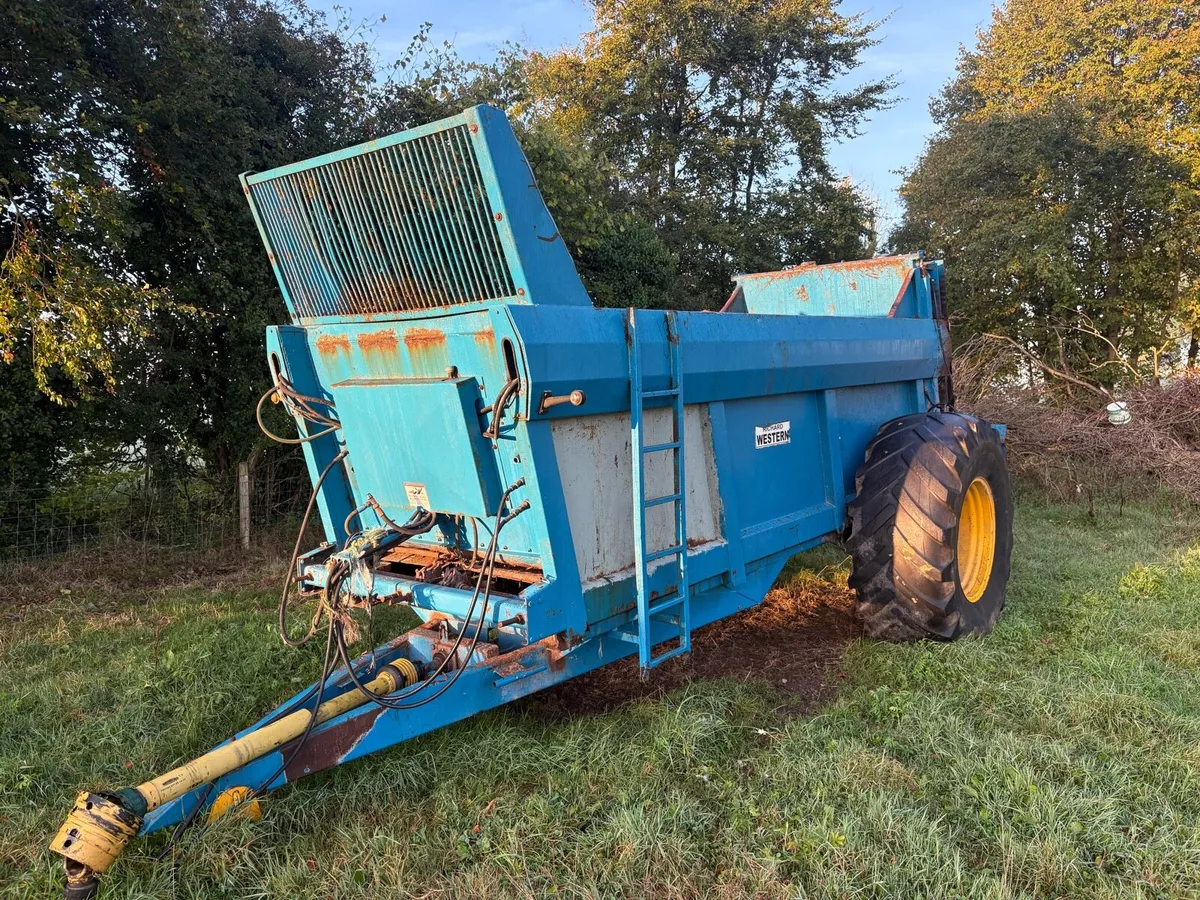 Dung spreader - Image 2