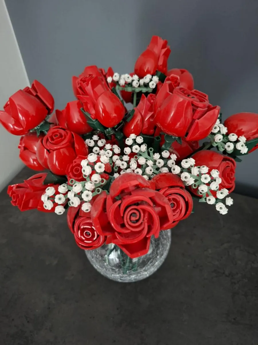 2 x LEGO Botanical Collection Bouquet of Roses + - Image 4
