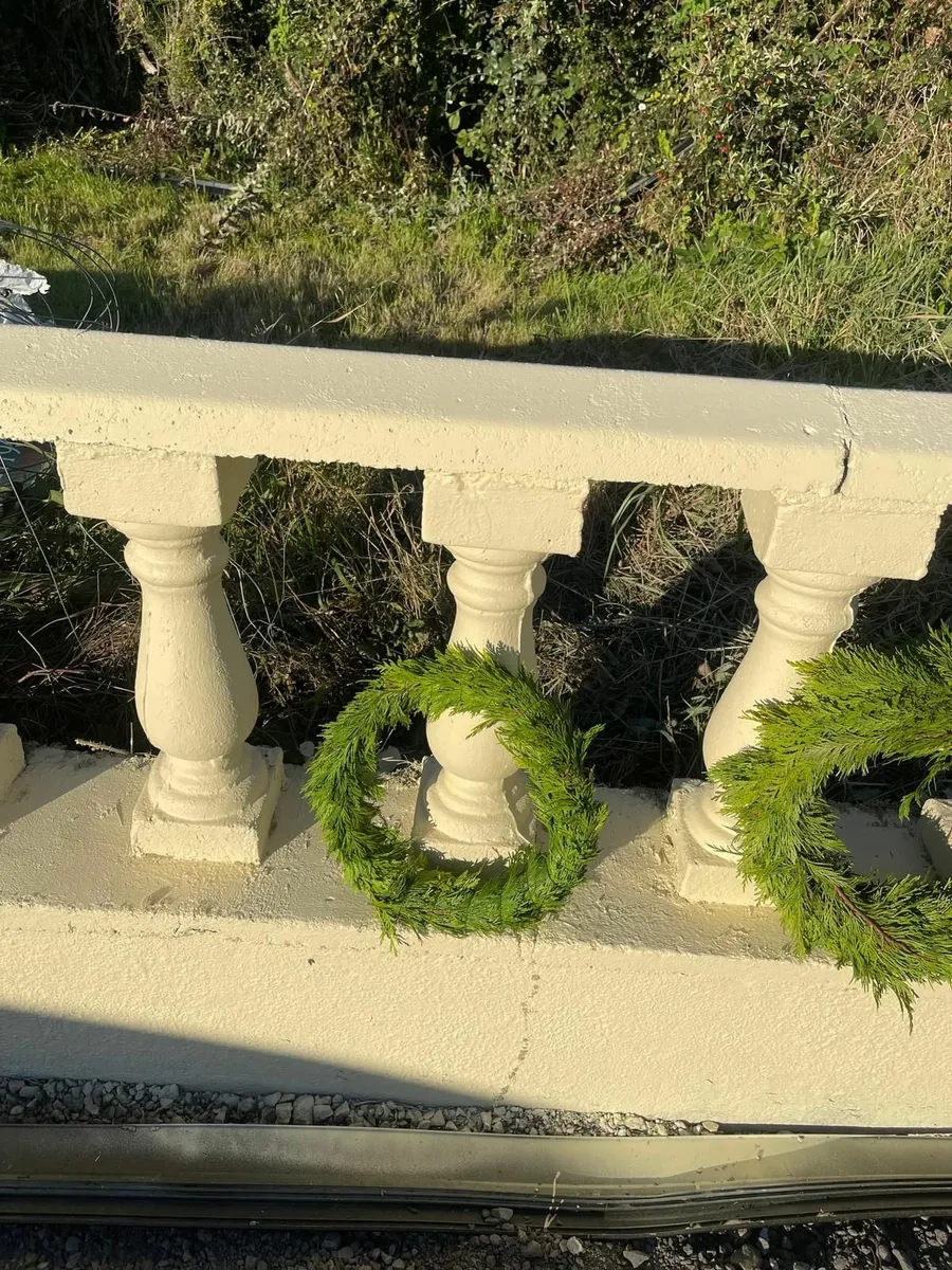 Fresh Holly wreaths - Image 3