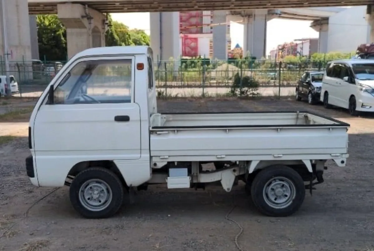 1987 Suzuki carry 4 wheel drive - Image 3